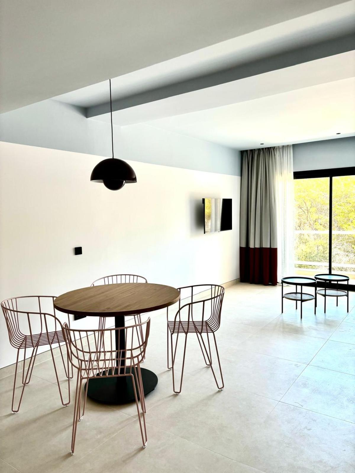Apartamentos Sofia Es Cana Extérieur photo