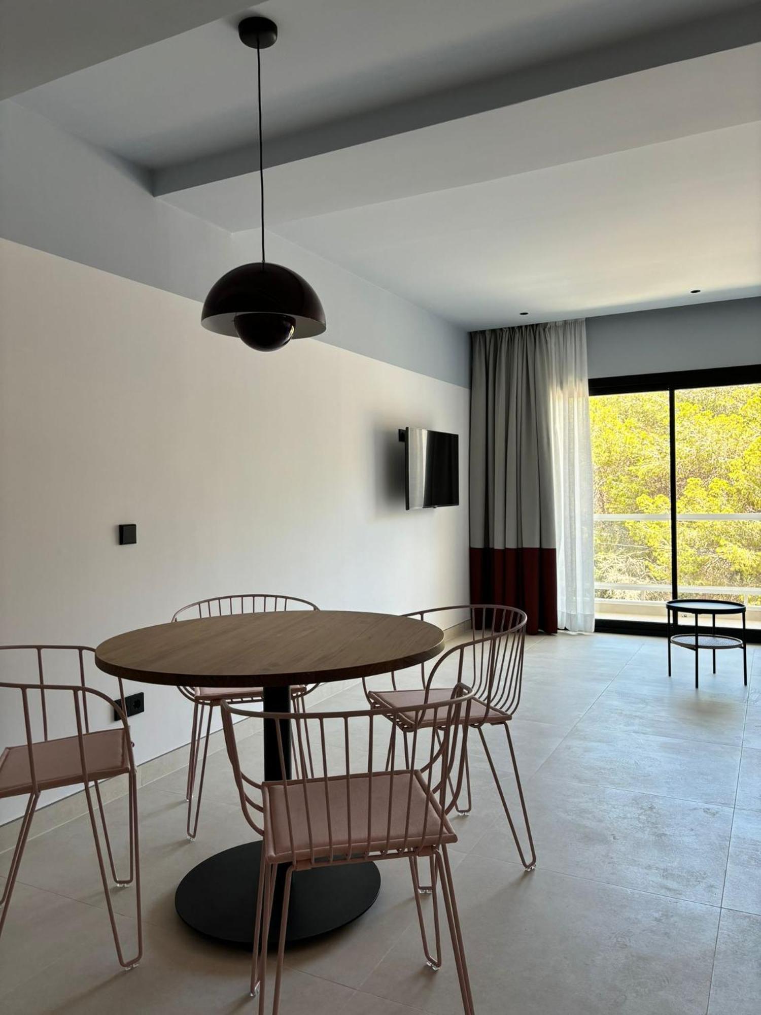 Apartamentos Sofia Es Cana Extérieur photo