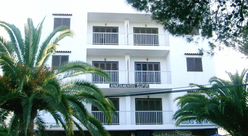 Apartamentos Sofia Es Cana Extérieur photo